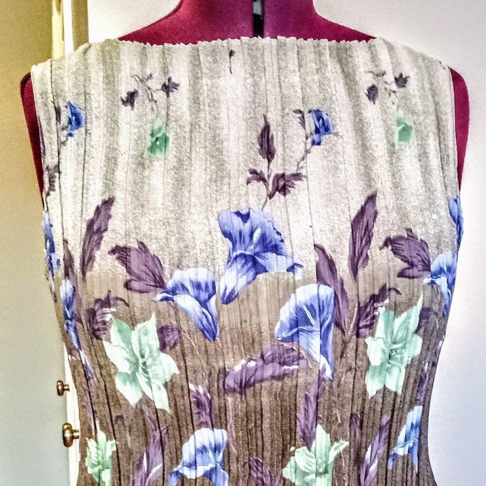 Impressions Pleated Floral Print Sleeveless Top